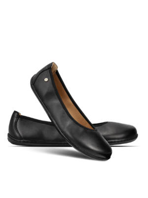 Front view showing the chic minimalist design of Be Lenka Sophelia