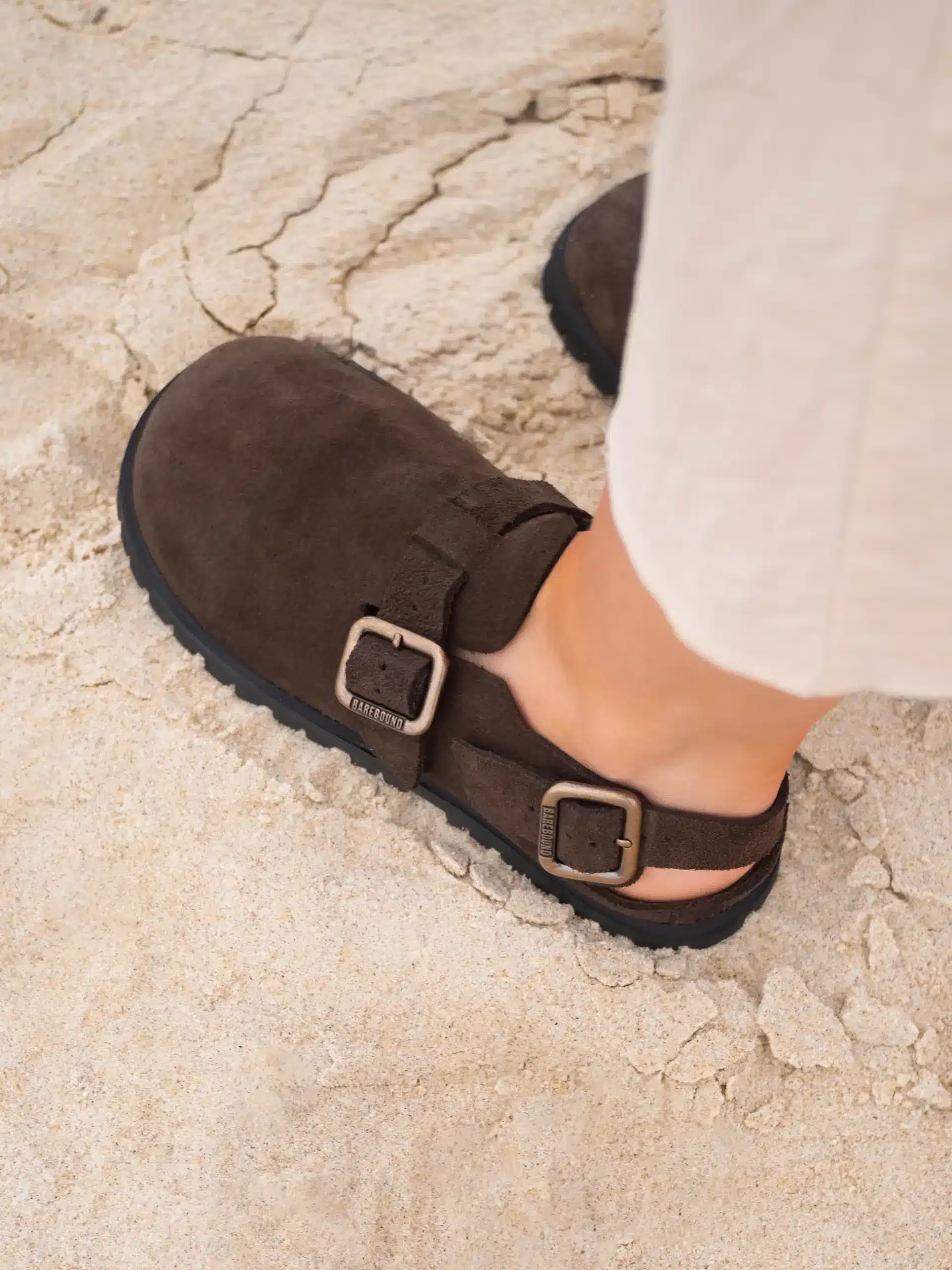 Barebound IKAROS II – Dark Brown | Barefoot Suede Clog